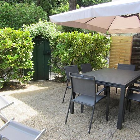 Appartement Les Cigales Rez De Jardin A 10Mn Des Plus Belles Plages イエール エクステリア 写真
